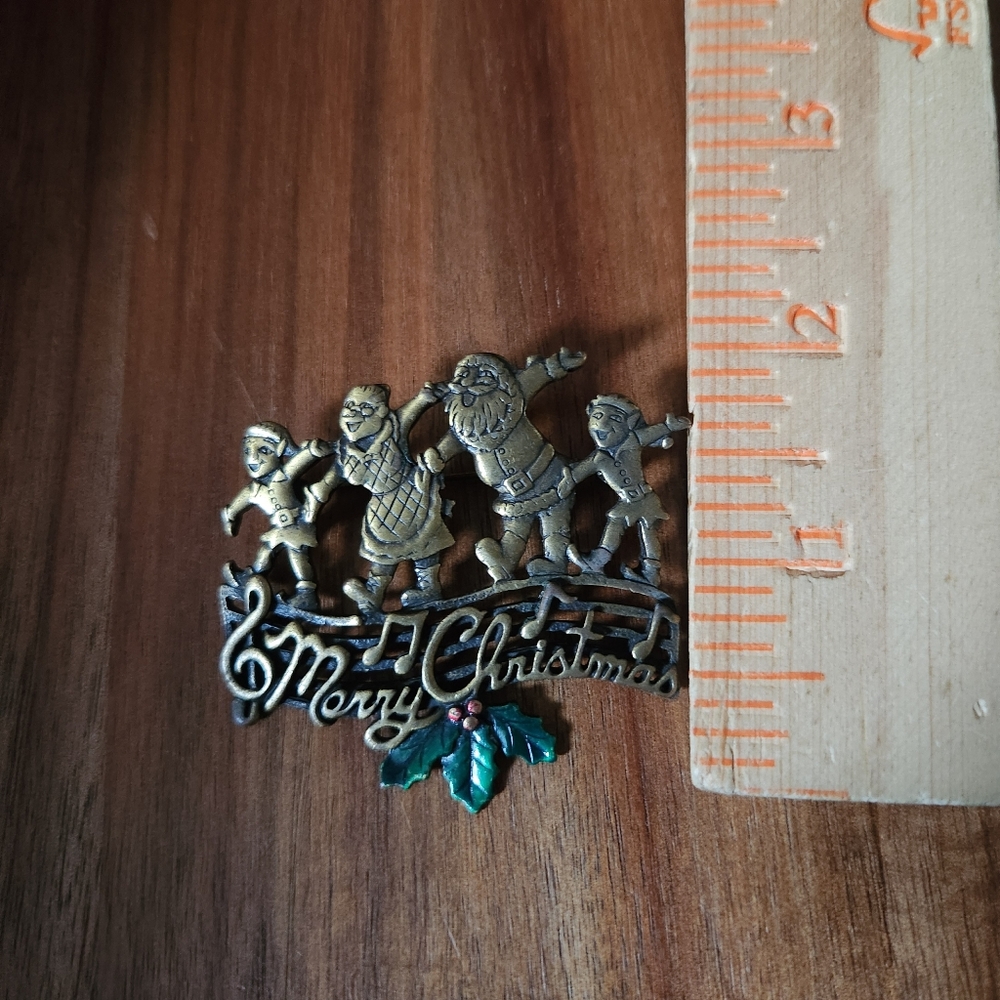 Merry Christmas Pin - Picture 4 of 5